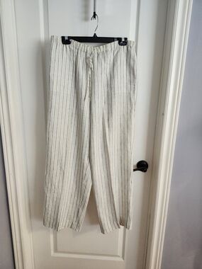 Jones New York Cream and Black Striped Drawstring Chinos